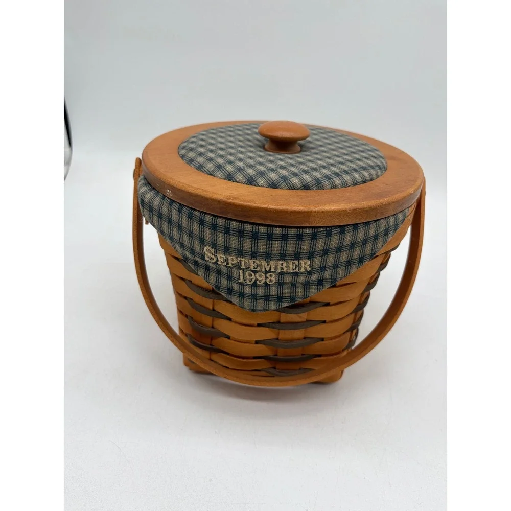 Longaberger 1998 Crawford Barn Basket Lid Liner Protector Charm September 1998